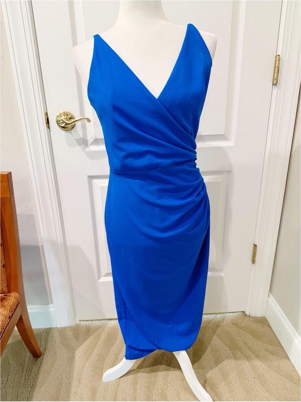 NWOT Betsy & Adam Royal Blue Long V-Neck Crepe Dress with Ruching